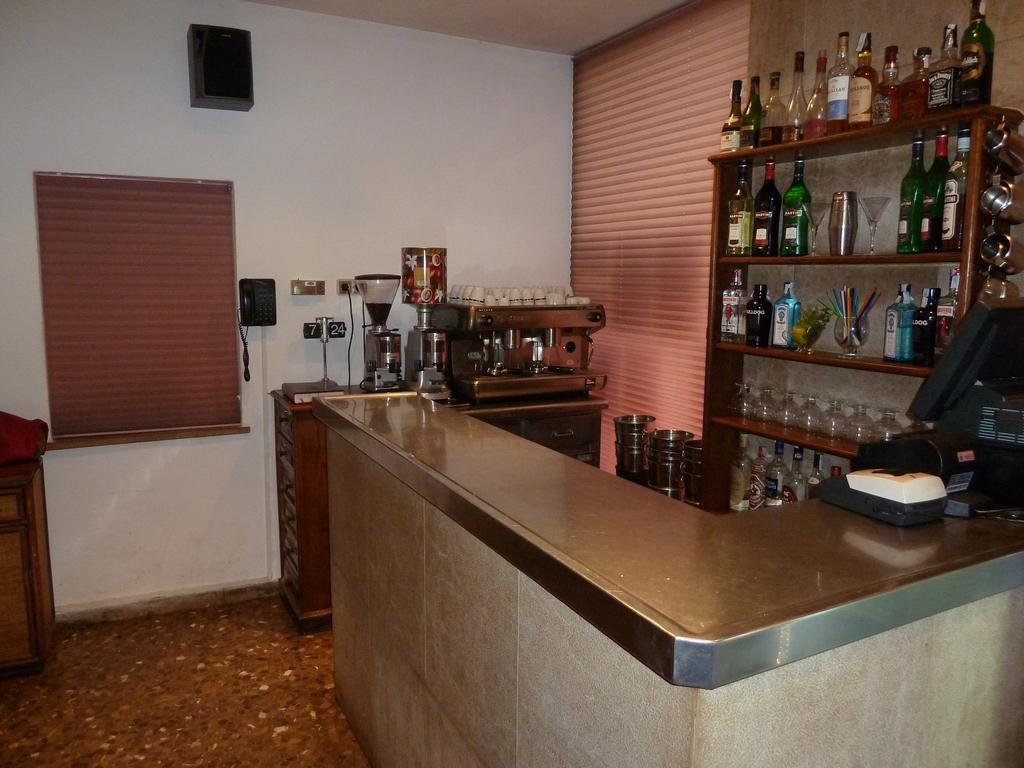 ホテルRestaurant Fonda Giralt Amer エクステリア 写真